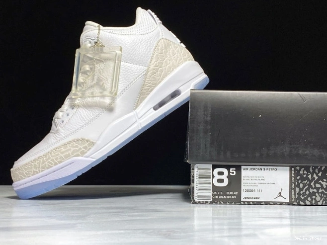 Bmlin Jordan Retro Air Triple 136064-111 White 3 0817